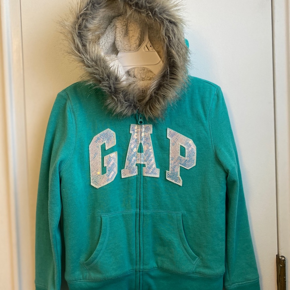 Gap hoodie, girls size 10. Great condition.